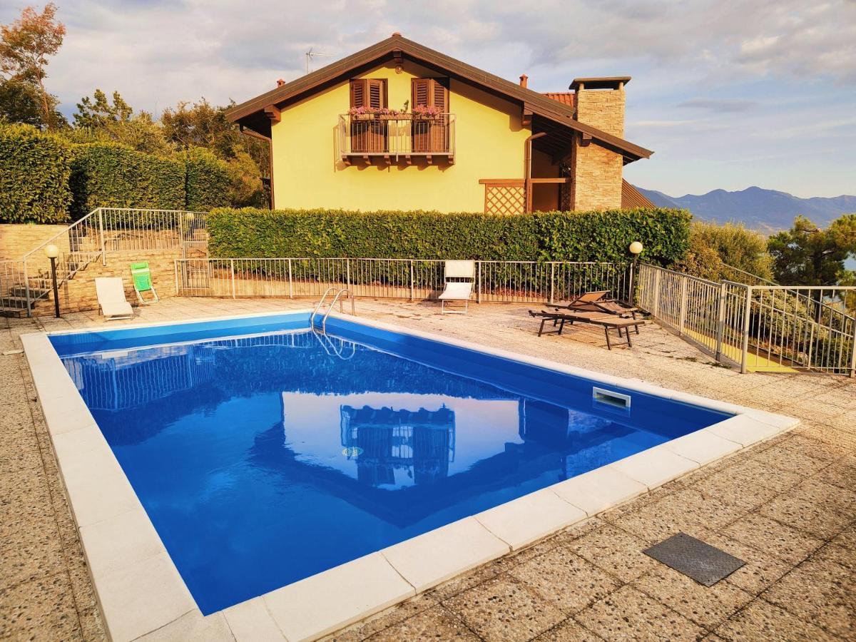 Happy Guest Apartments - Lake Panorama & Pool Riva di Solto Extérieur photo