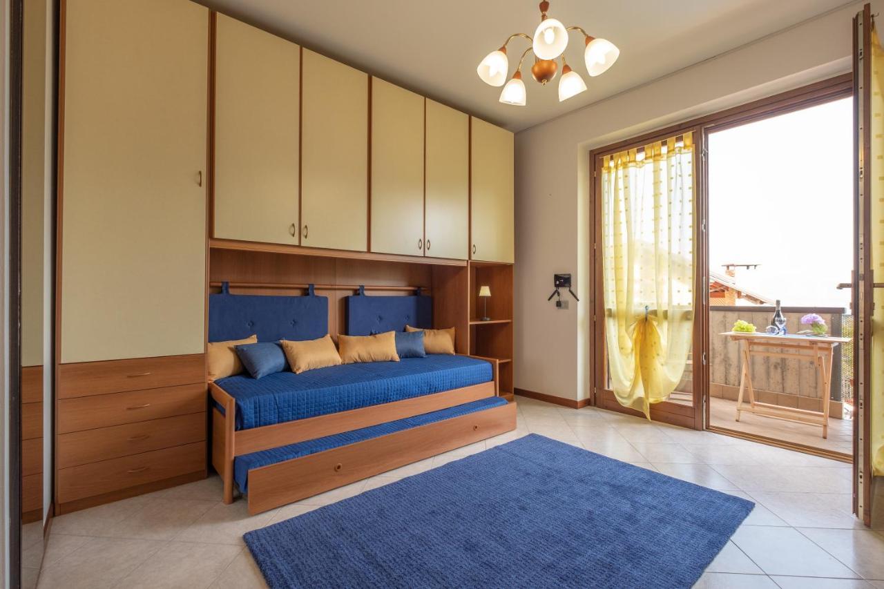 Happy Guest Apartments - Lake Panorama & Pool Riva di Solto Extérieur photo